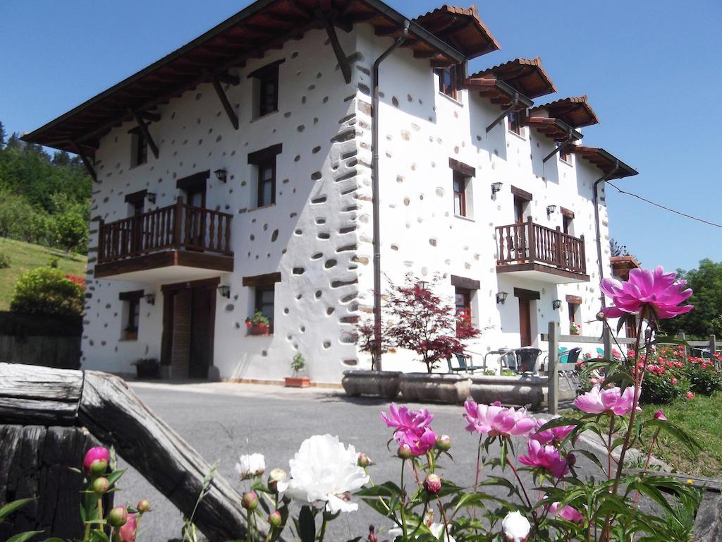 Casa Rural Madariaga Hotell Artea Eksteriør bilde